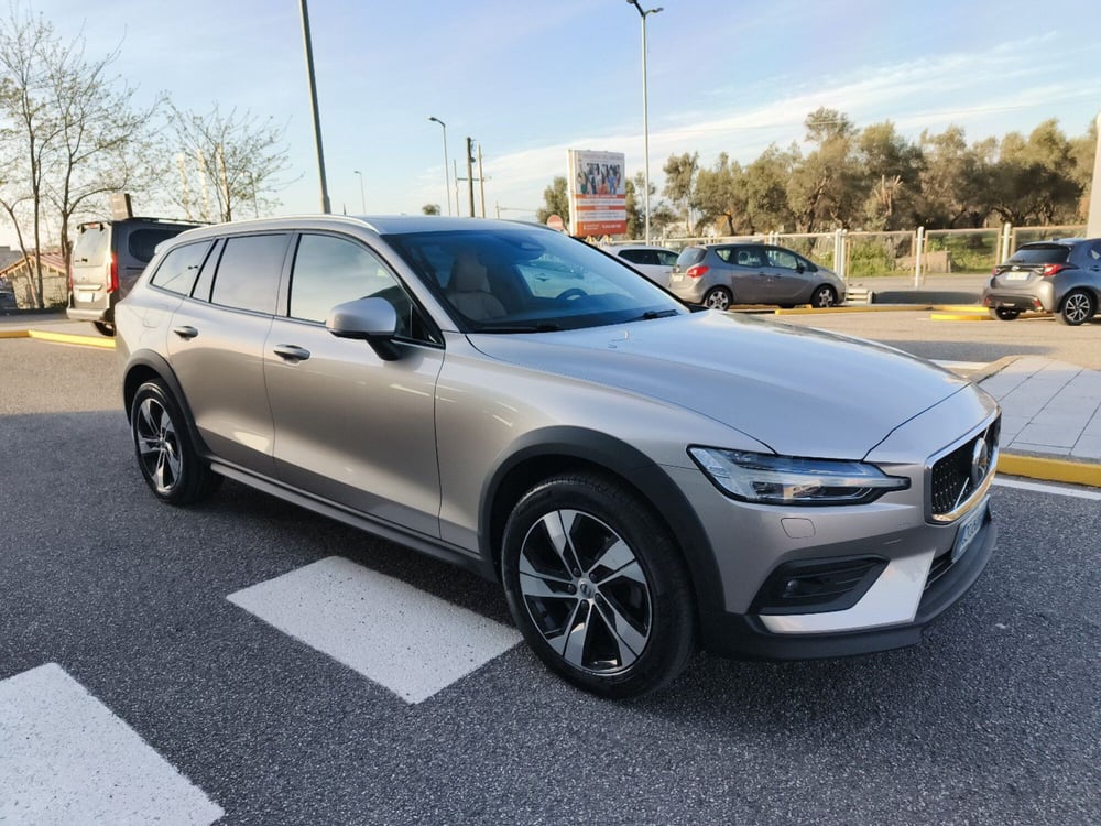 Volvo V60 Cross Country usata a Reggio Calabria (7)
