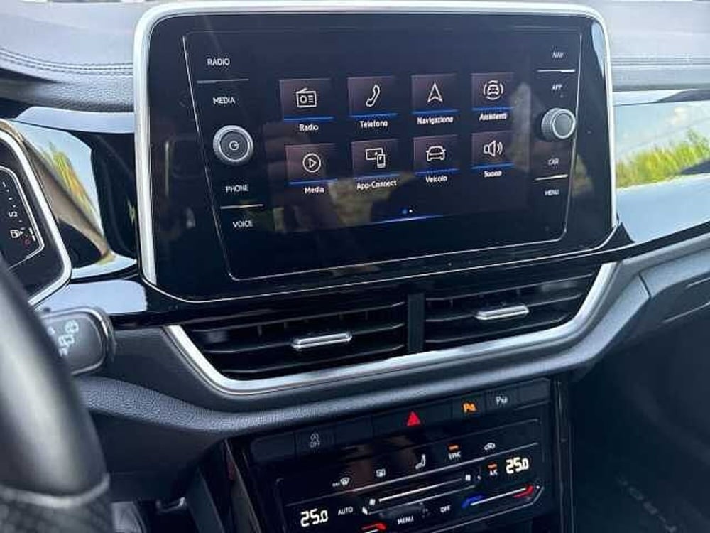 Volkswagen T-Roc usata a Napoli (17)