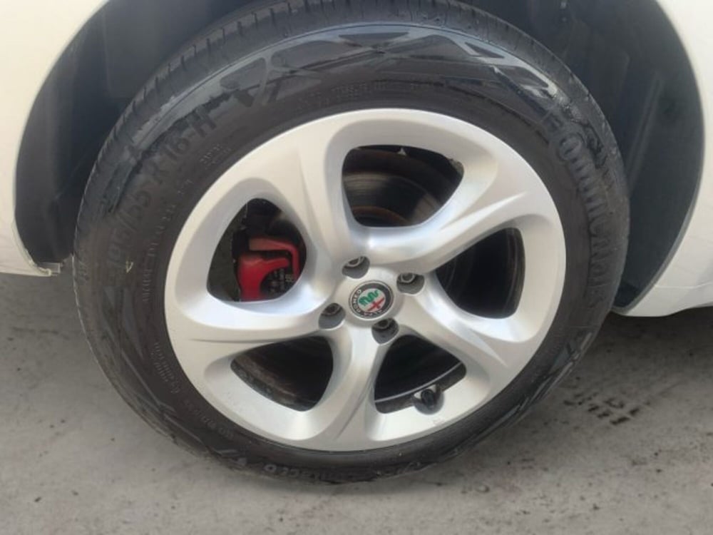 Alfa Romeo MiTo usata a Livorno (9)