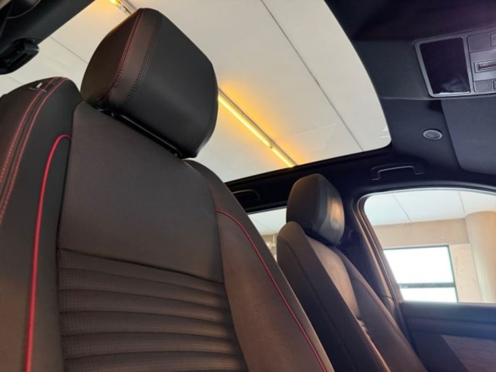 Land Rover Discovery Sport usata a Livorno (13)