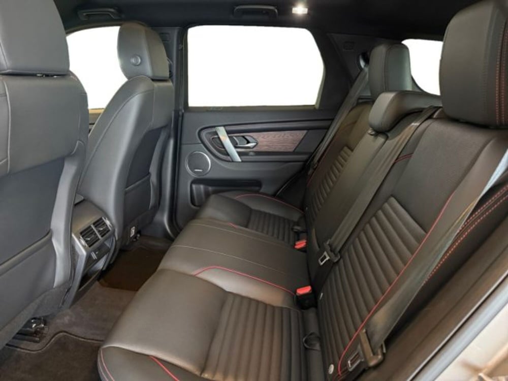 Land Rover Discovery Sport usata a Livorno (18)