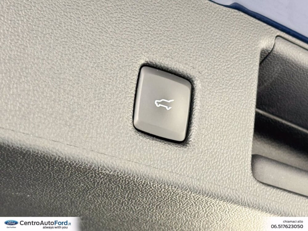 Ford Kuga usata a Roma (12)