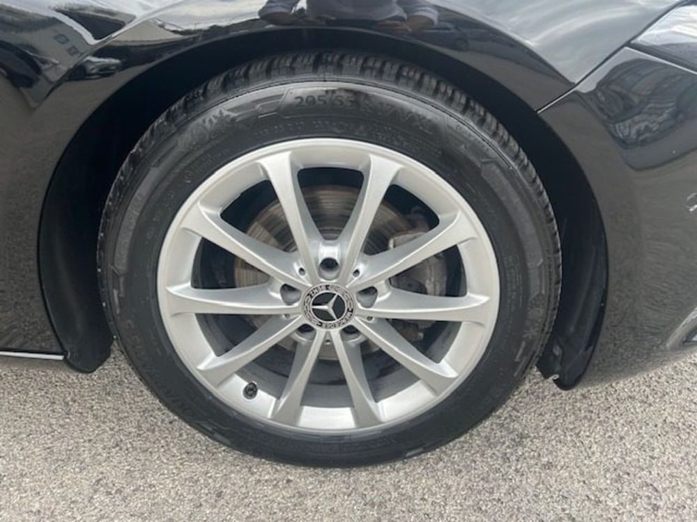 Mercedes-Benz Classe A Sedan usata a Potenza (9)
