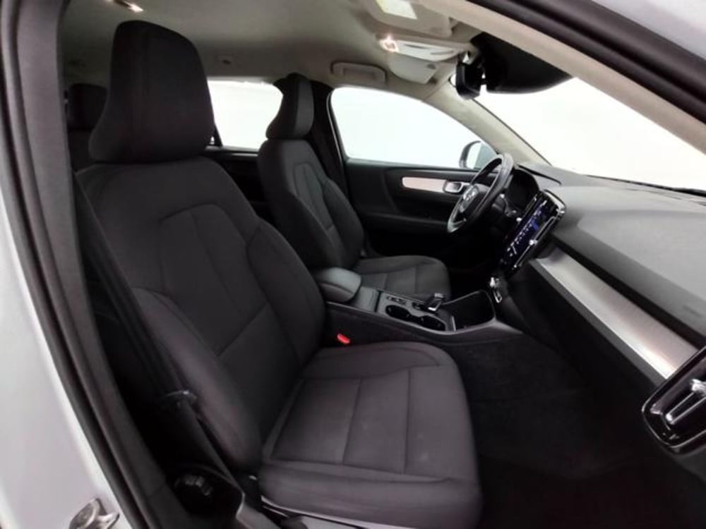 Volvo XC40 usata a Como (3)