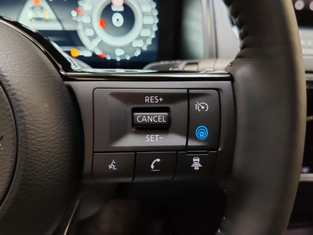 Nissan Qashqai nuova a Como (11)