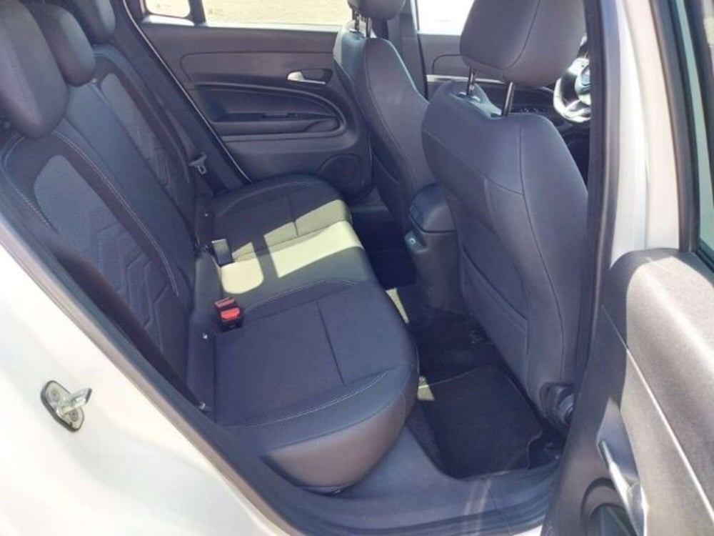 Jeep Avenger usata a Firenze (13)