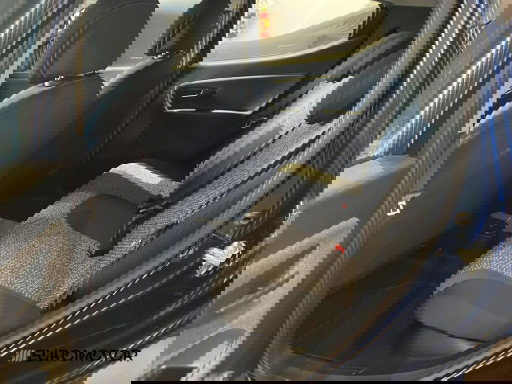 Lancia Ypsilon usata a Bari (13)