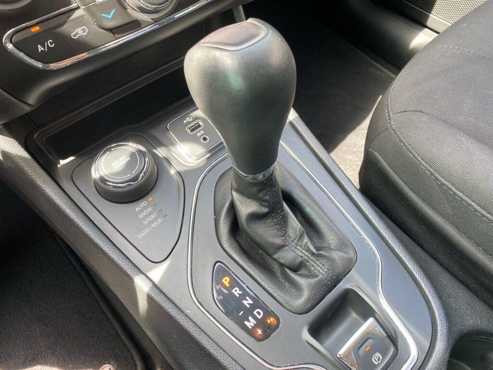 Jeep Cherokee usata a Torino (12)