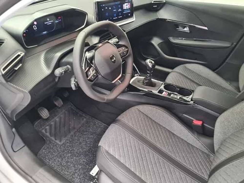 Peugeot 208 nuova a Brescia (10)