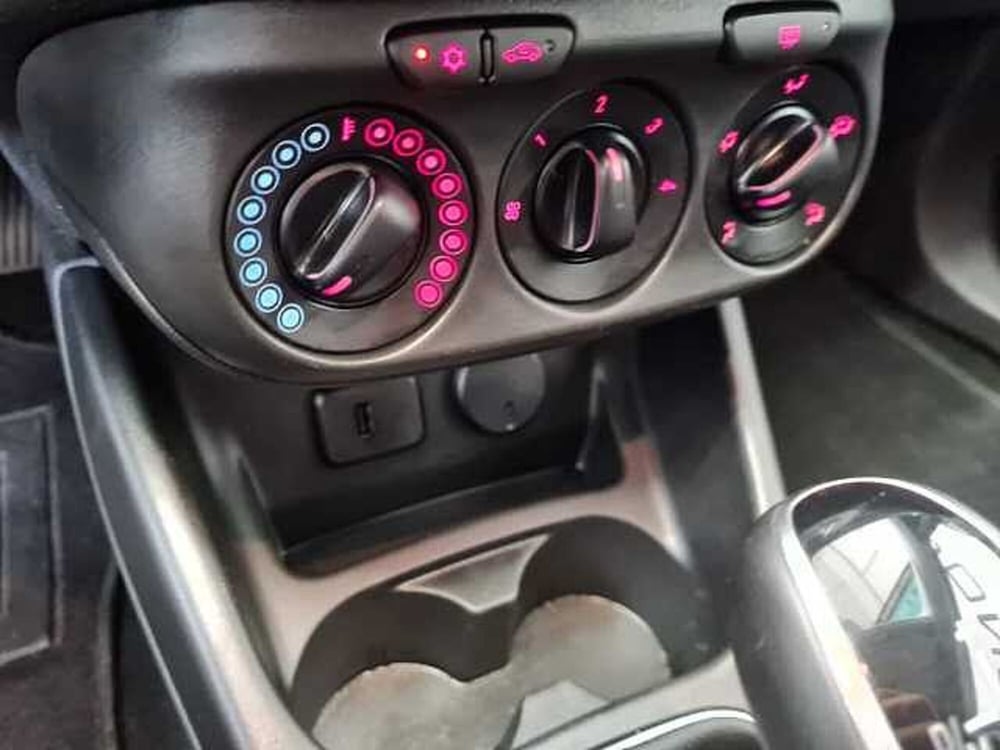 Opel Corsa usata a Brescia (16)