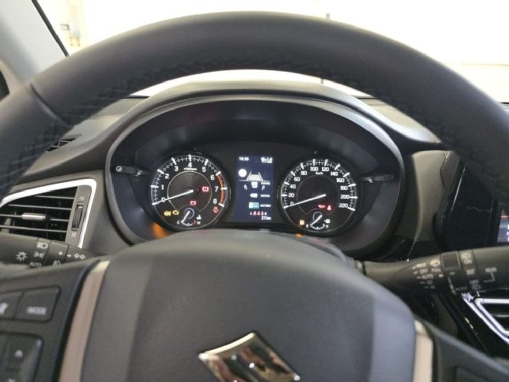 Suzuki S-Cross nuova a Reggio Emilia (12)
