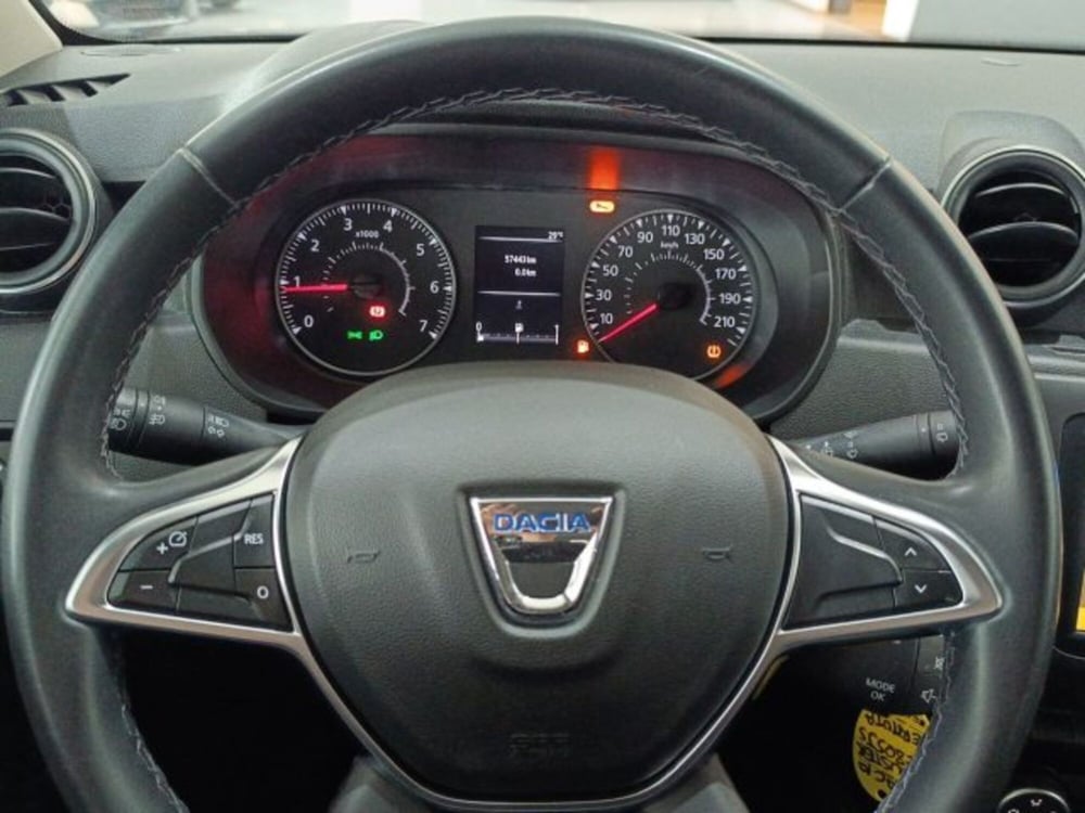 Dacia Duster usata a Catania (16)