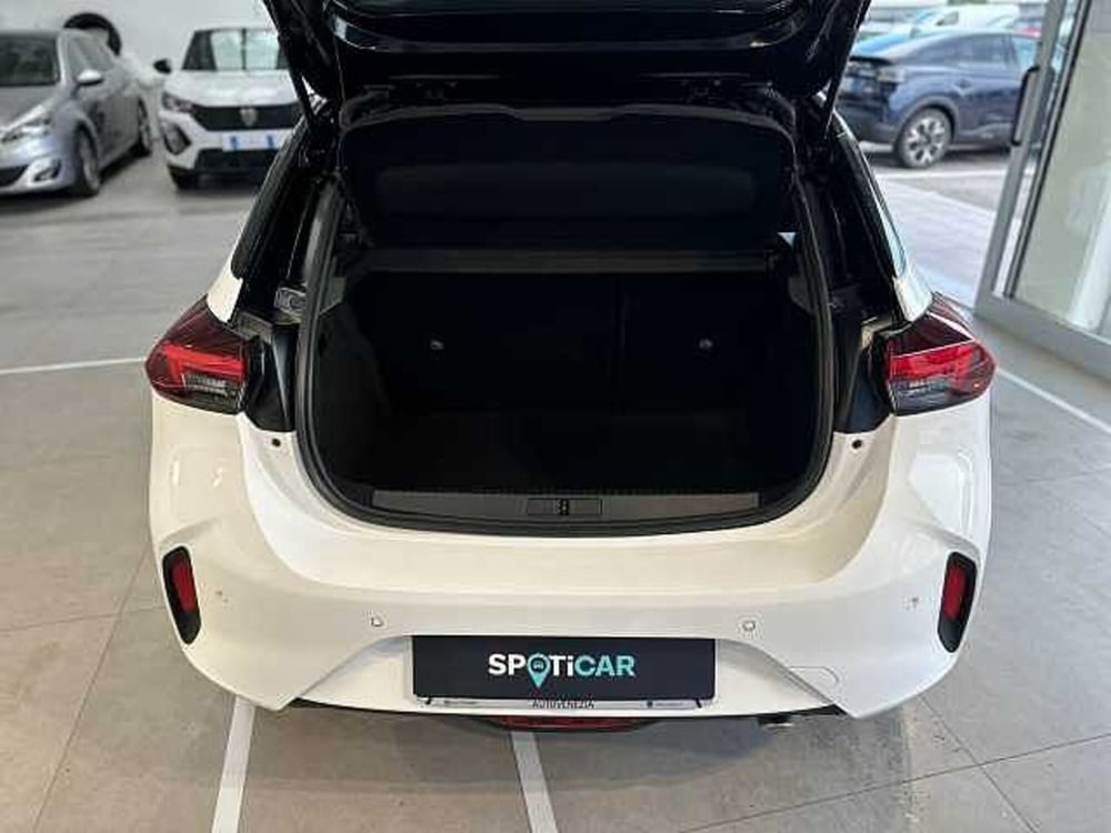 Opel Corsa usata a Venezia (5)