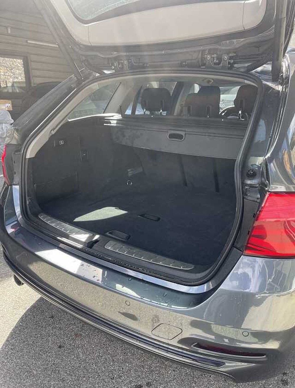 BMW Serie 3 Touring usata a Genova (4)