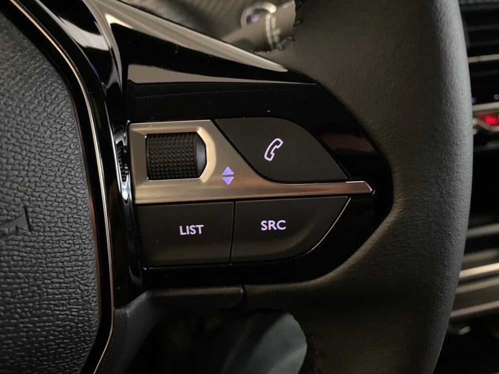 Peugeot 208 nuova a Torino (13)