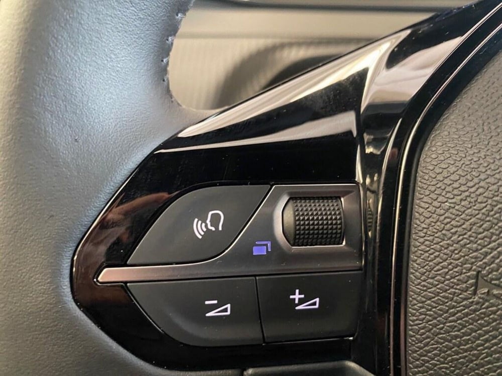 Peugeot 2008 nuova a Torino (12)