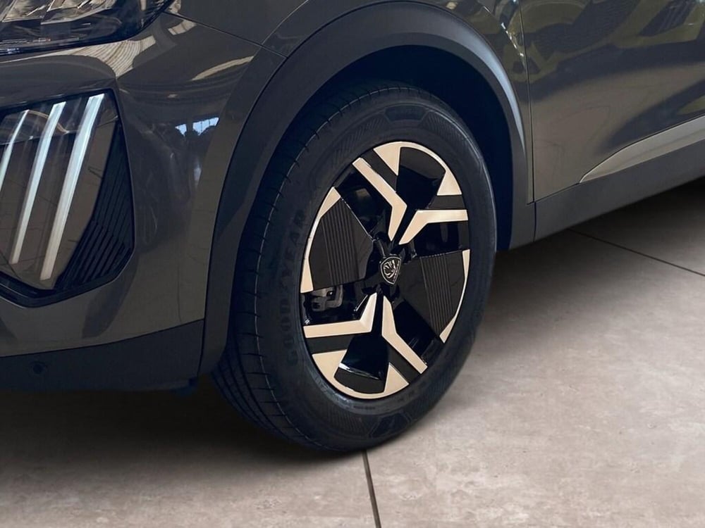 Peugeot 2008 nuova a Torino (15)