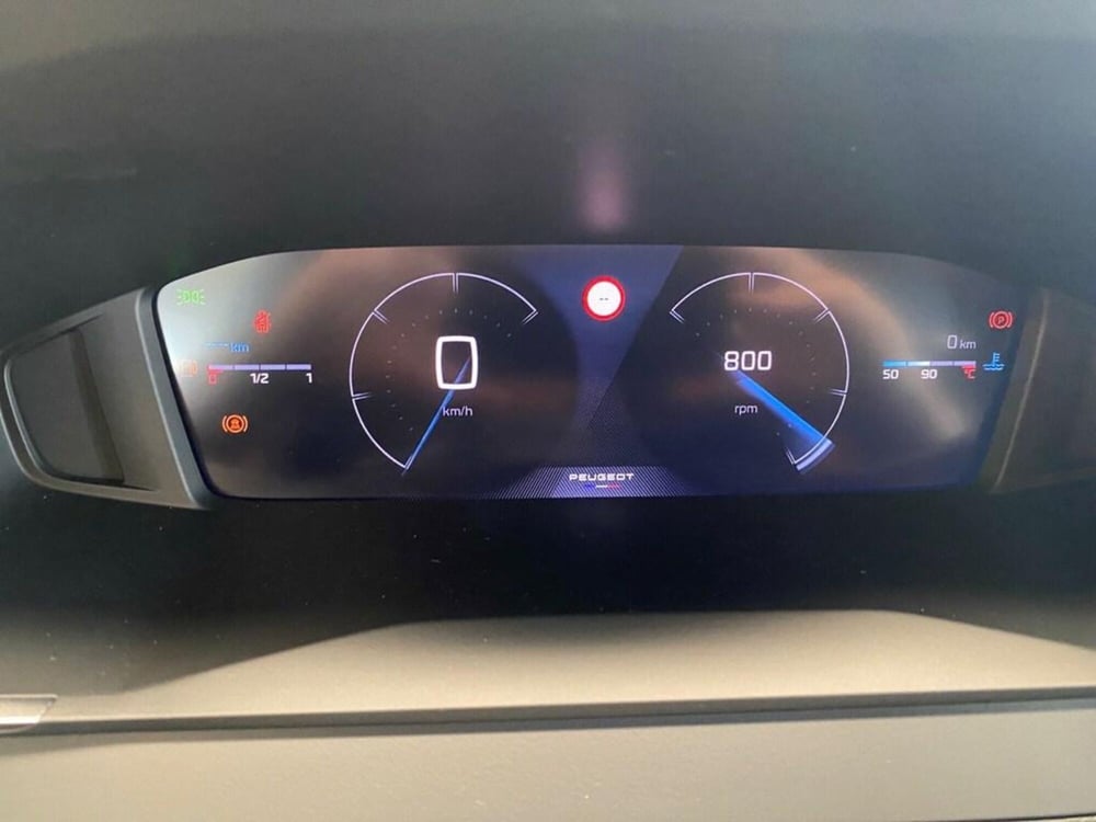 Peugeot 2008 nuova a Torino (9)