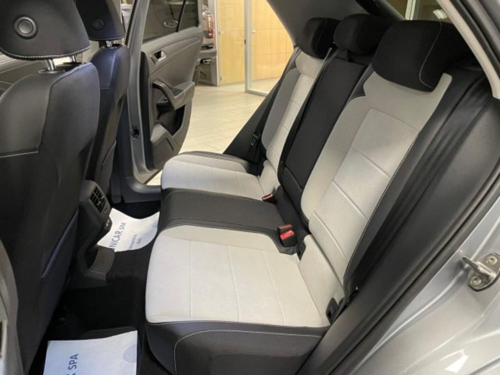 Volkswagen T-Roc nuova a Cuneo (15)