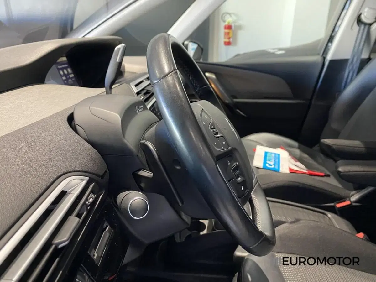 Citroen Grand C4 SpaceTourer usata a Bari (15)