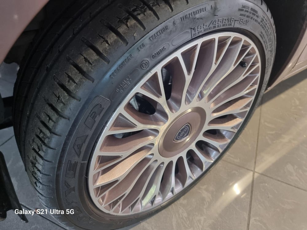 Lancia Ypsilon usata a Alessandria (4)