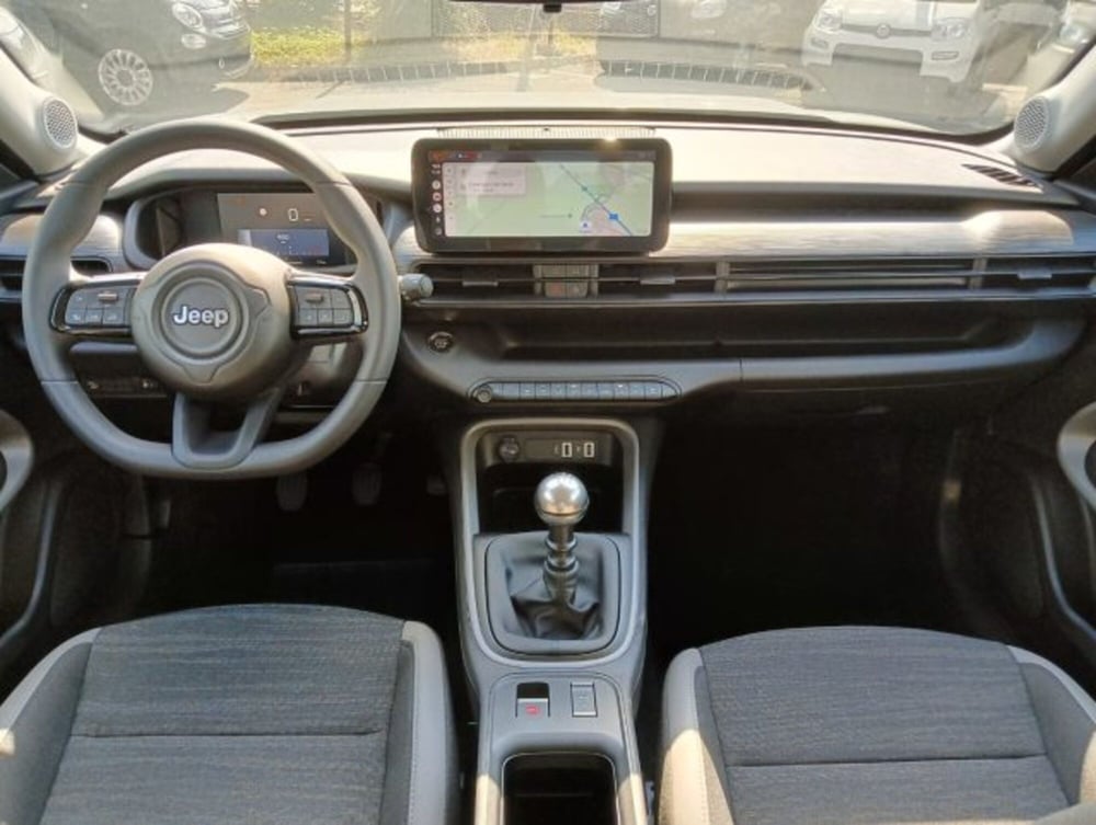 Jeep Avenger nuova a Brescia (10)