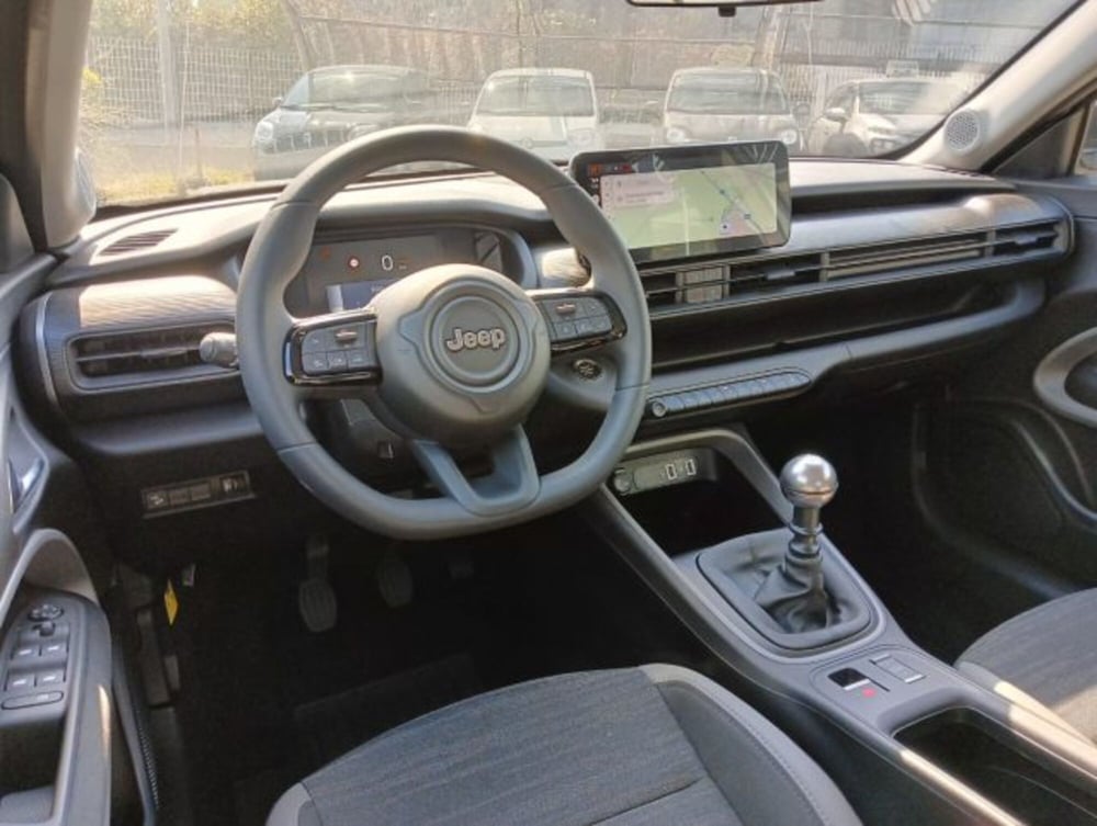 Jeep Avenger nuova a Brescia (6)