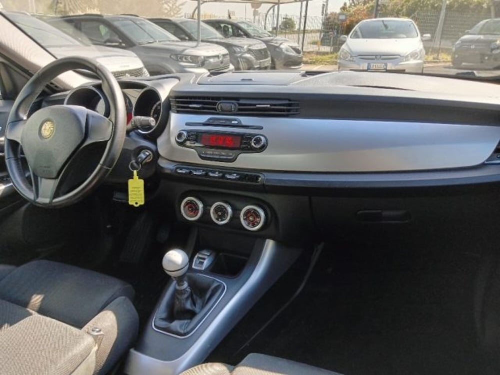 Alfa Romeo Giulietta usata a Brescia (15)