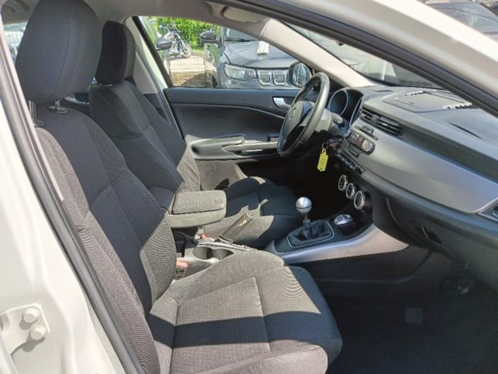 Alfa Romeo Giulietta usata a Brescia (16)