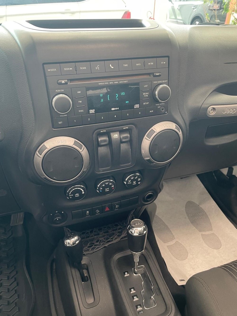 Jeep Wrangler usata a Sassari (16)