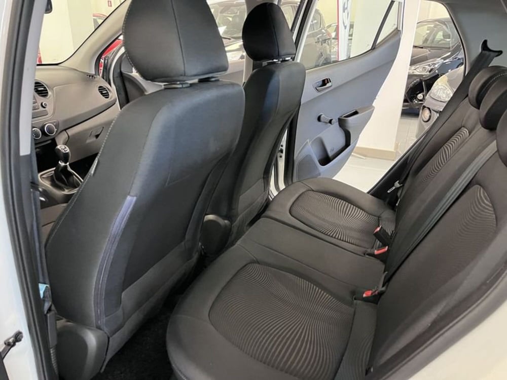 Hyundai i10 usata a Prato (8)