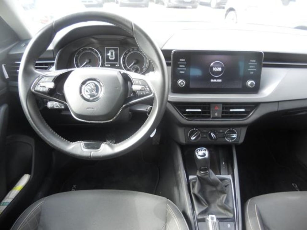 Skoda Kamiq usata a Pisa (11)
