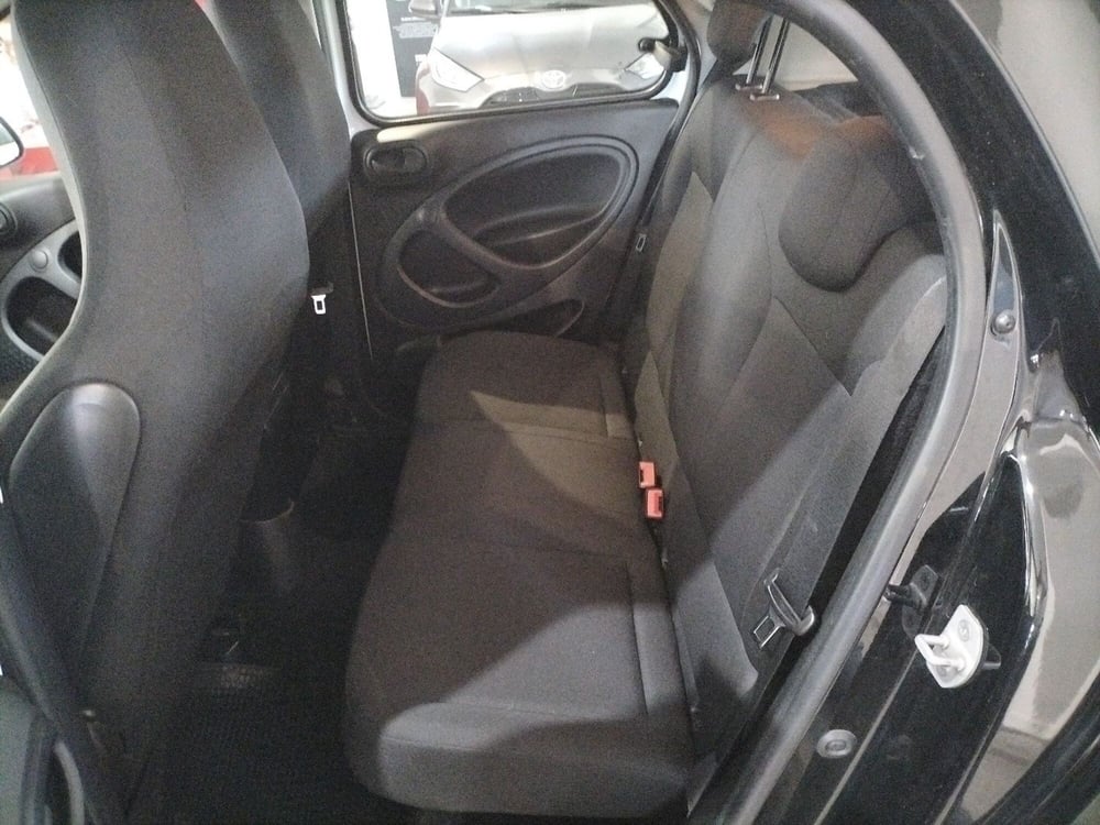 smart forfour usata a Lecce (16)