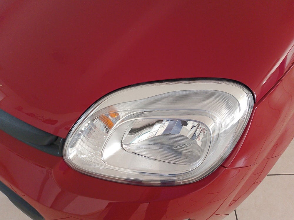 Fiat Panda Cross nuova a Lecce (9)