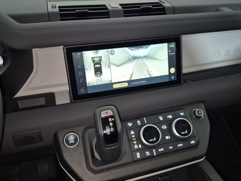 Land Rover Defender usata a Torino (16)