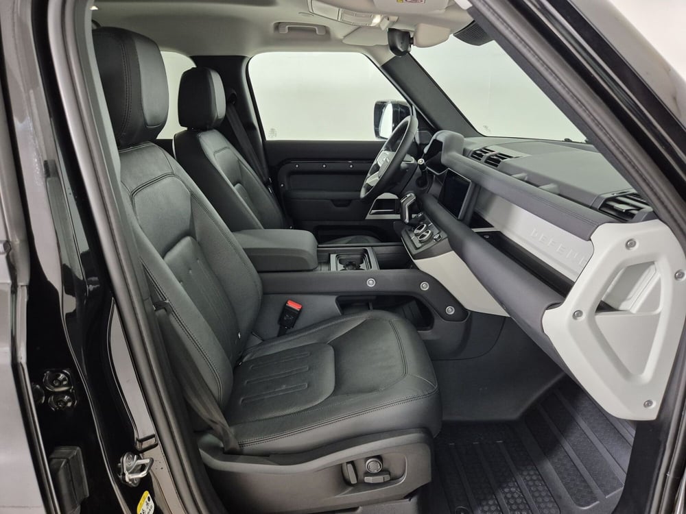 Land Rover Defender usata a Torino (3)