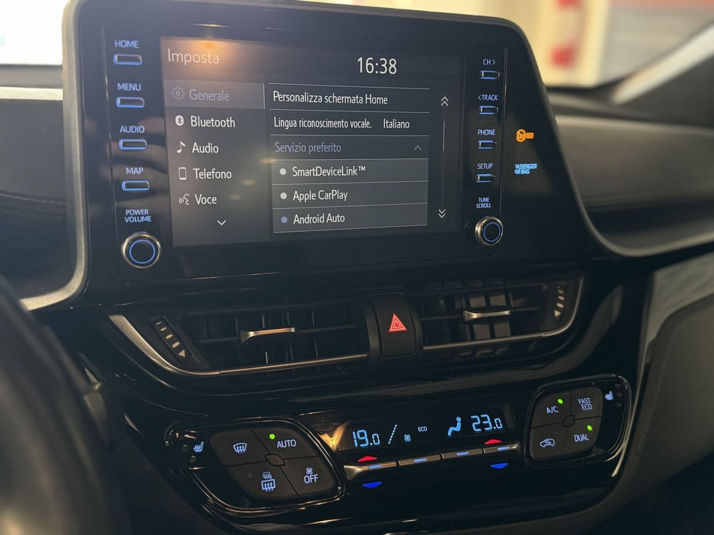 Toyota Toyota C-HR usata a Brescia (11)