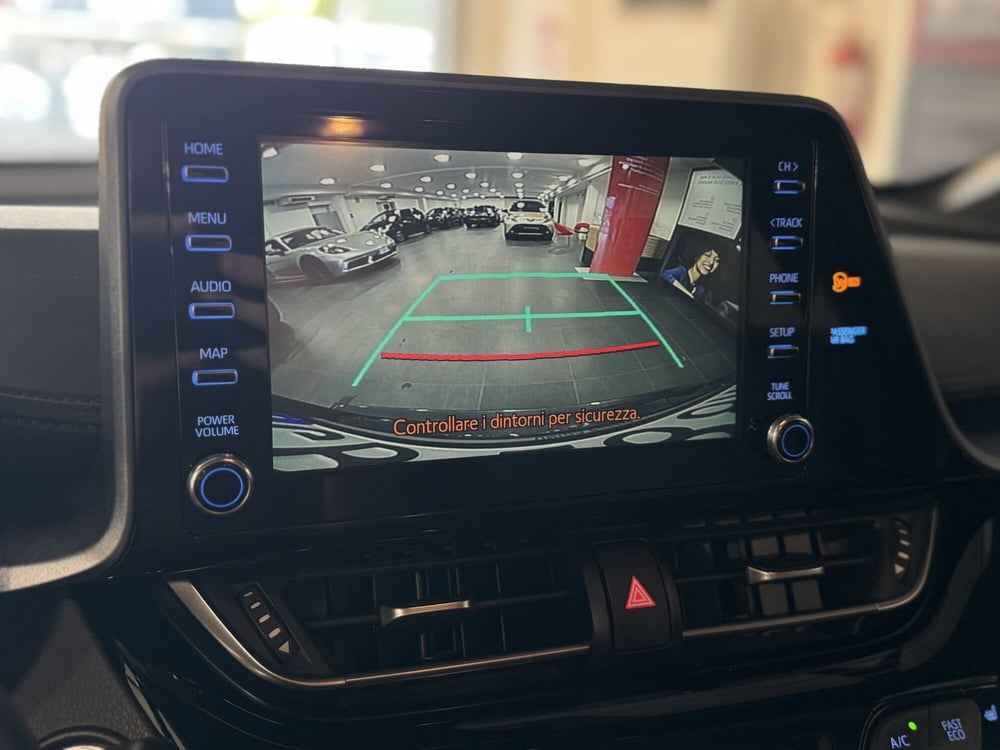 Toyota Toyota C-HR usata a Brescia (12)