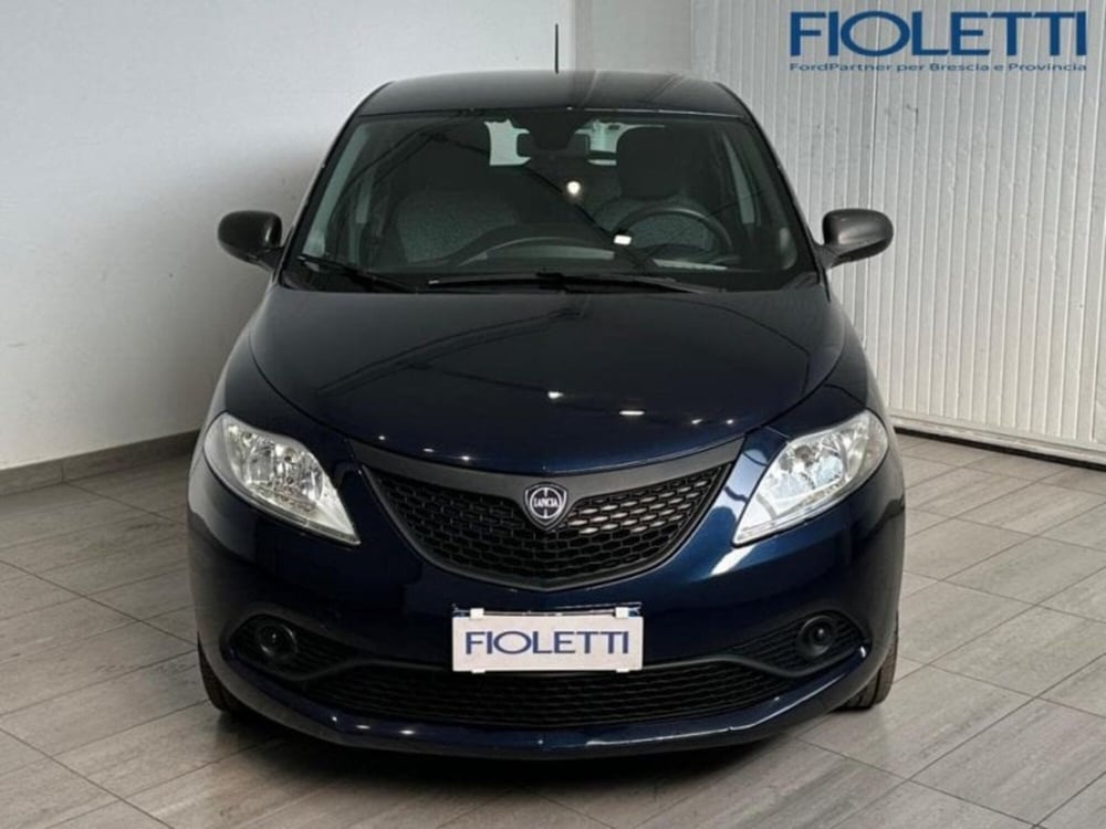 Lancia Ypsilon usata a Brescia (3)