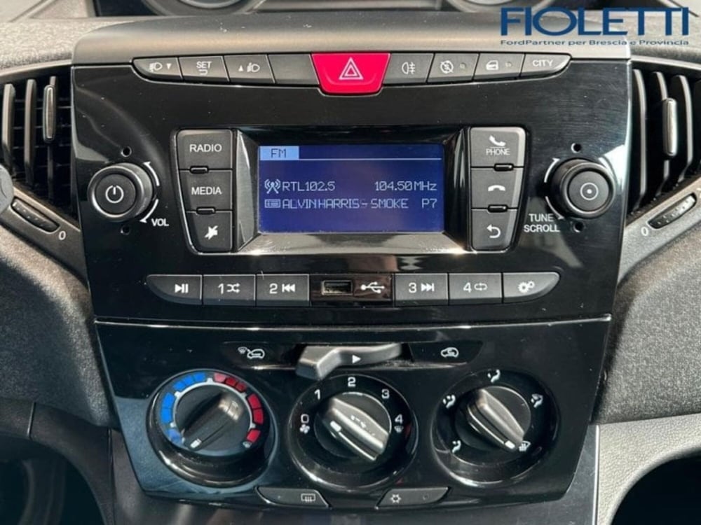 Lancia Ypsilon usata a Brescia (9)