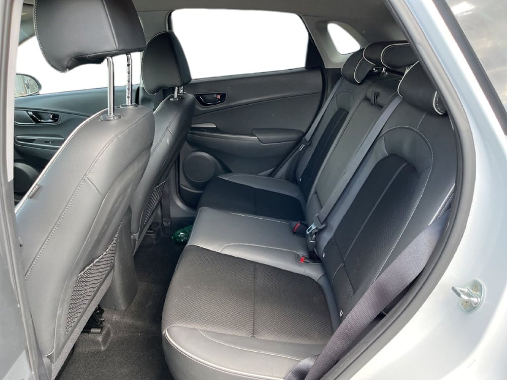 Hyundai Kona usata a Torino (9)