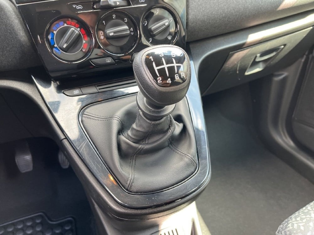 Lancia Ypsilon usata a Torino (15)