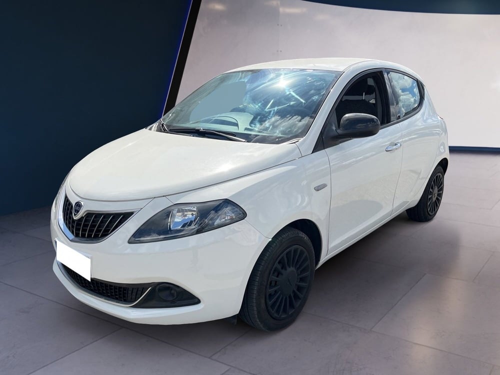 Lancia Ypsilon usata a Torino (2)