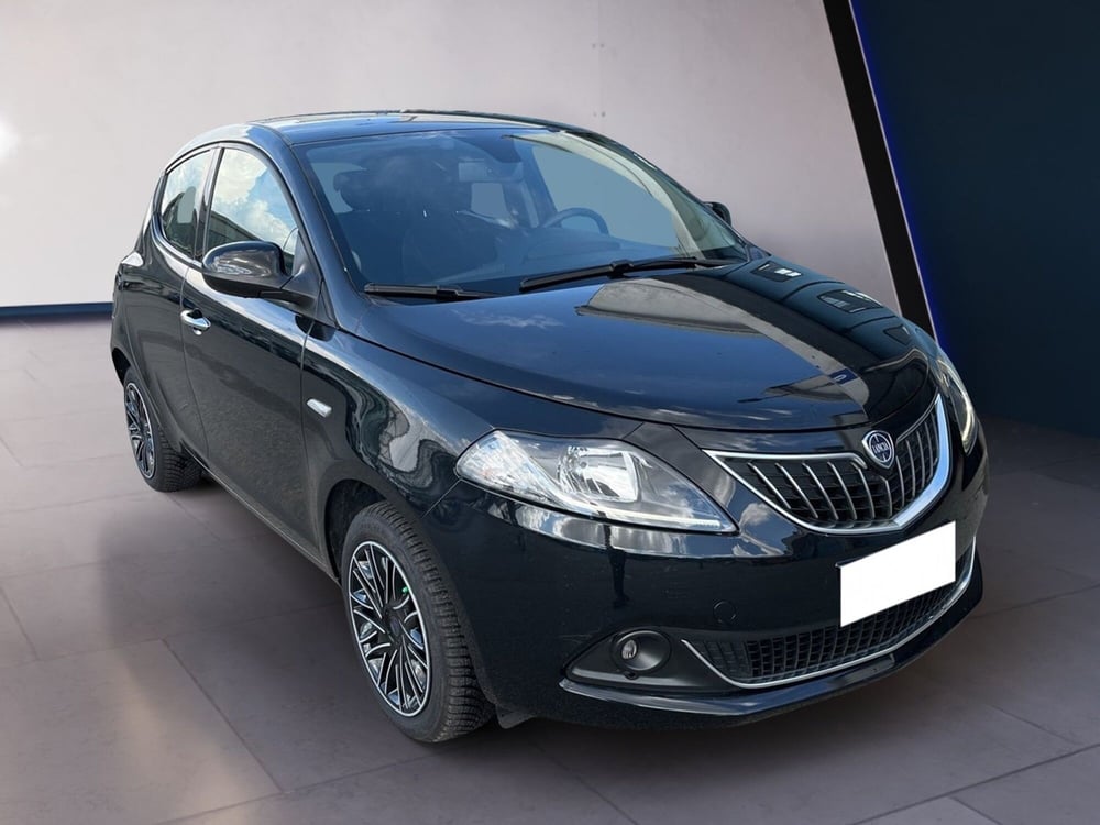 Lancia Ypsilon usata a Torino (3)