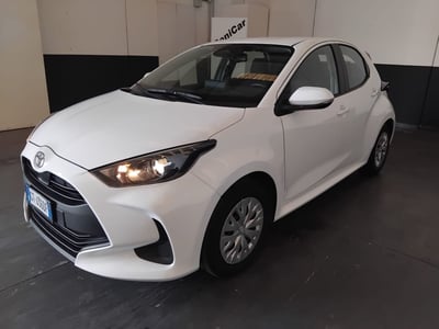 Toyota Yaris 1.5 Hybrid 5 porte Energy del 2024 usata a Milano