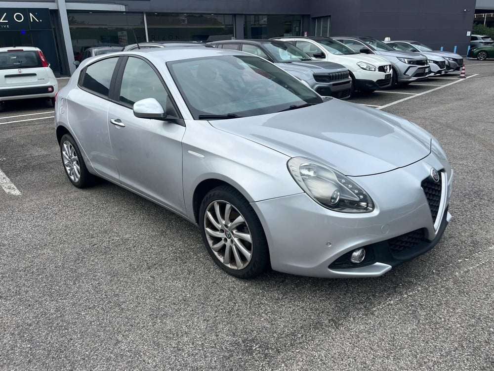 Alfa Romeo Giulietta usata a Milano (3)