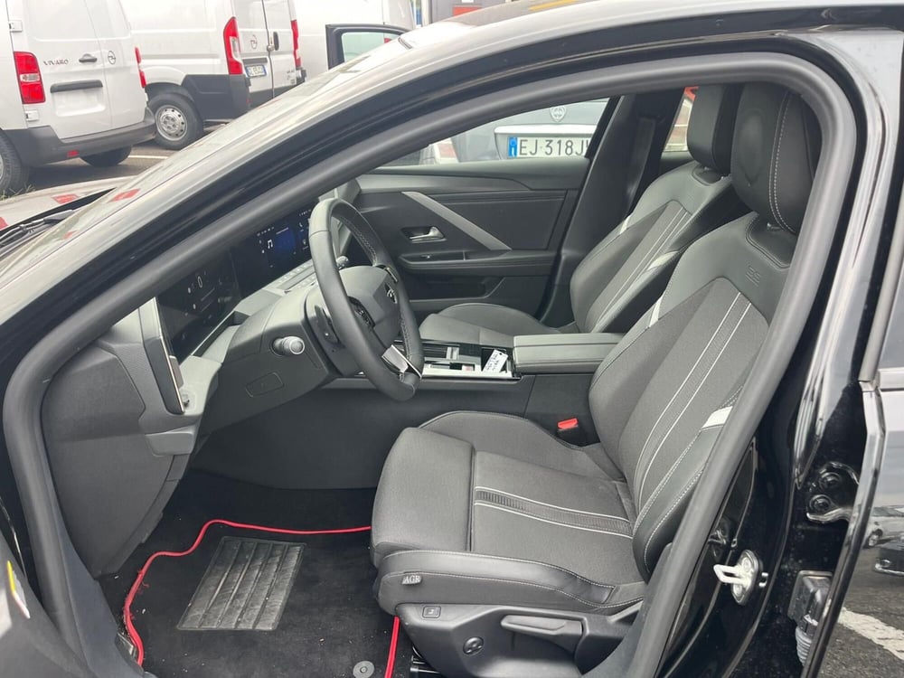 Opel Astra usata a Milano (12)