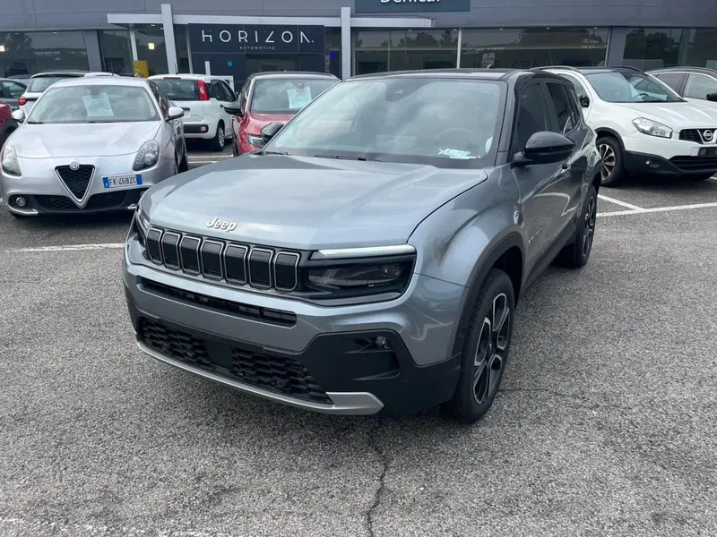 Jeep Avenger nuova a Milano