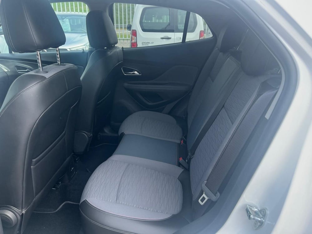 Opel Mokka usata a Milano (12)