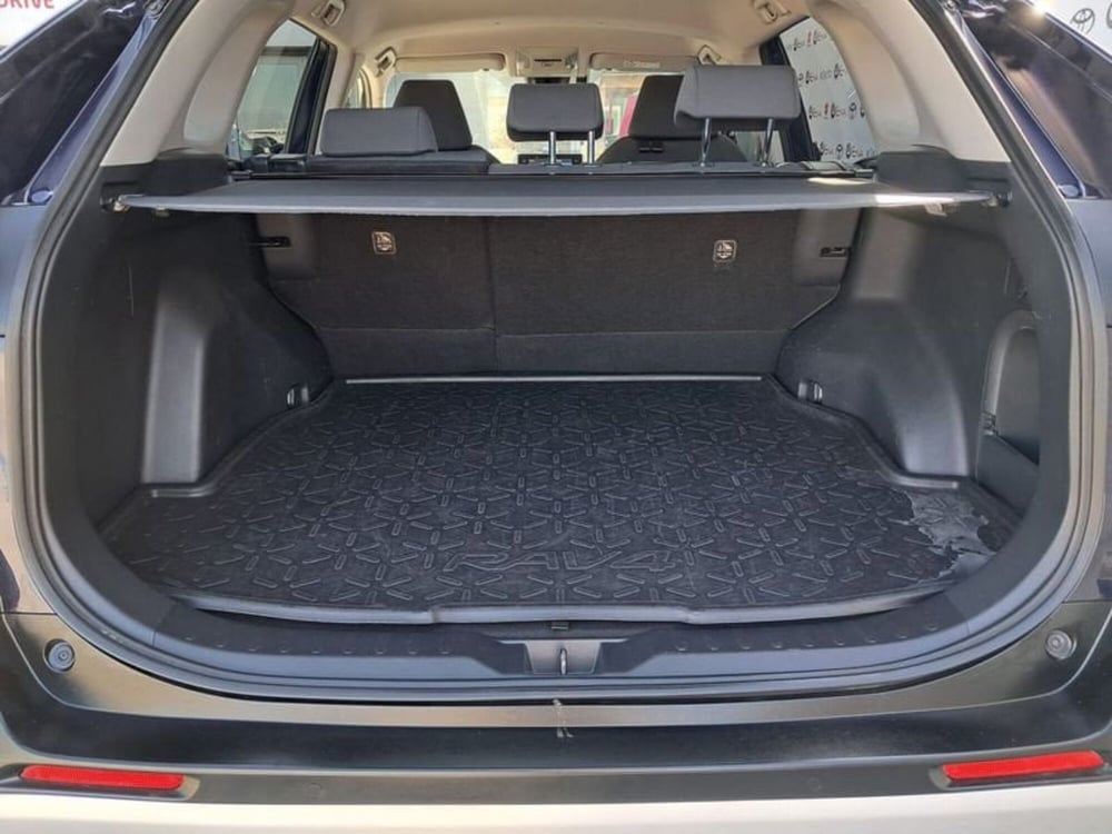 Toyota Rav4 usata a Cagliari (15)